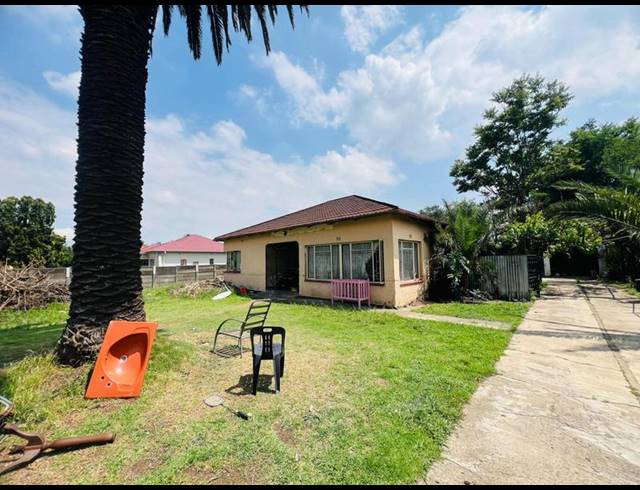 4 BEDROOM HOUSE FOR SALE IN STRUBENVALE